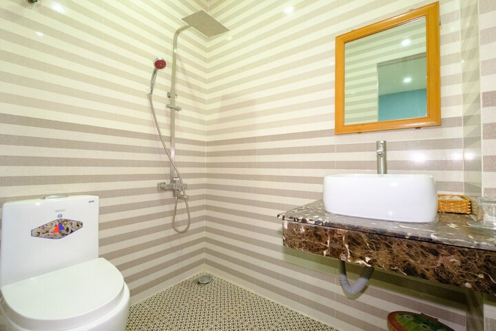 Room 40 of 47