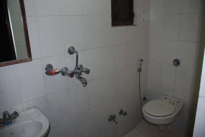 Room 7 of 7