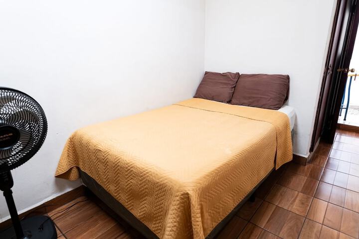 Room 32 of 71