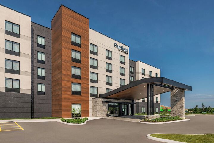 Hotel 82 of 84