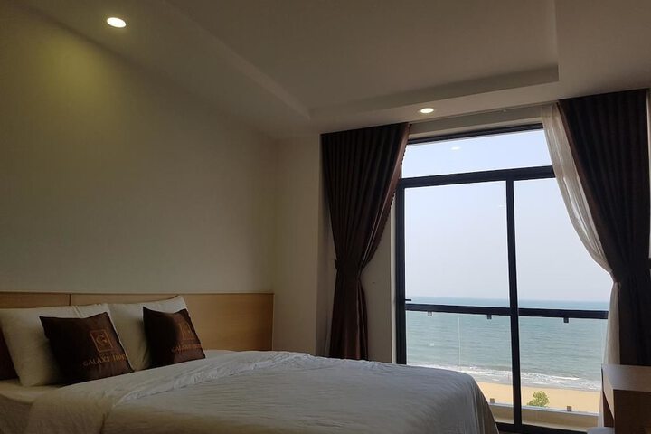 Room 28 of 33