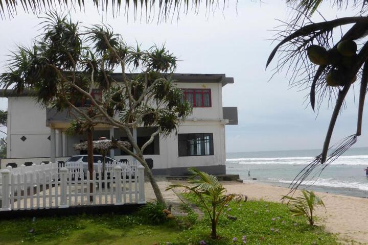 Ocean Reef Hotel
