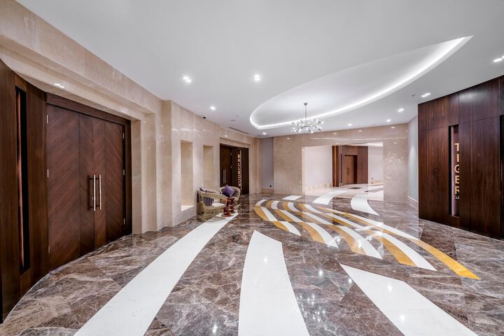 Lobby Photos