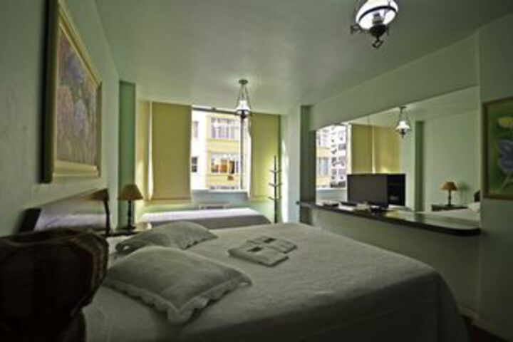 Room 6 of 21