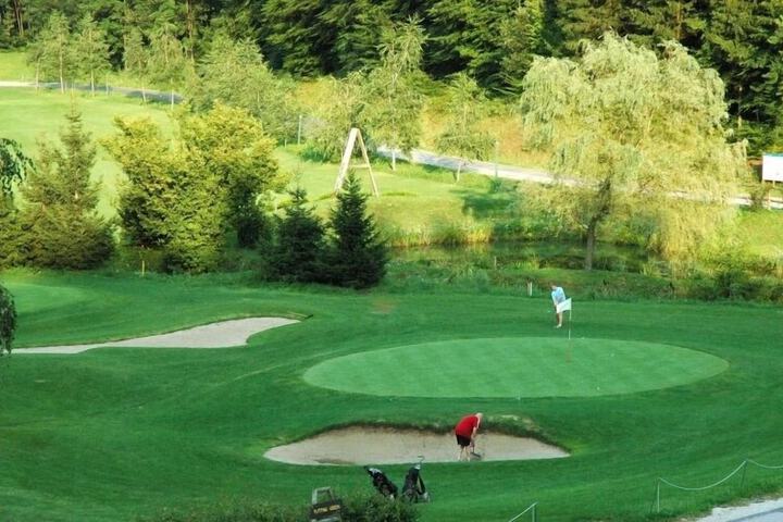 Golf 17 of 27