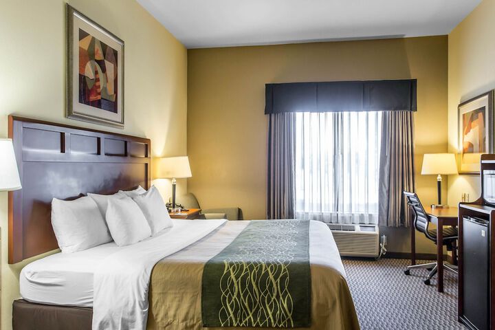Room 2 of 39