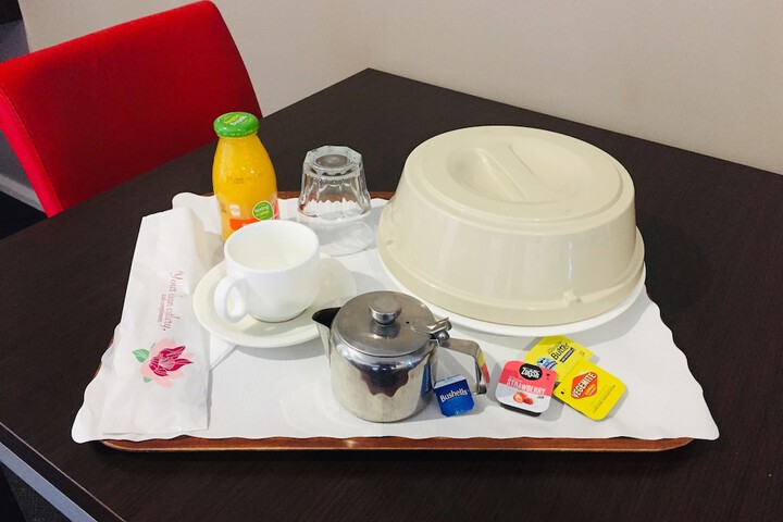 Breakfast/Coffee Service 34 of 36