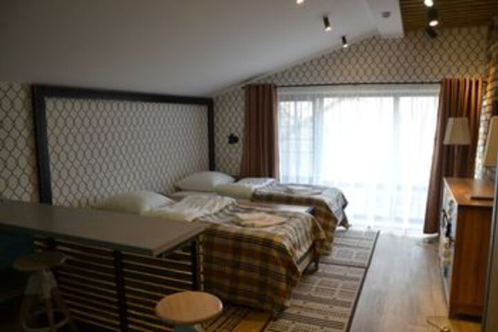 Room 25 of 50