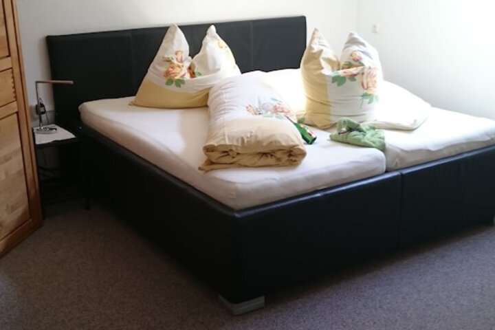 Room 11 of 61