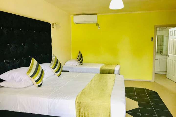 Room 6 of 51