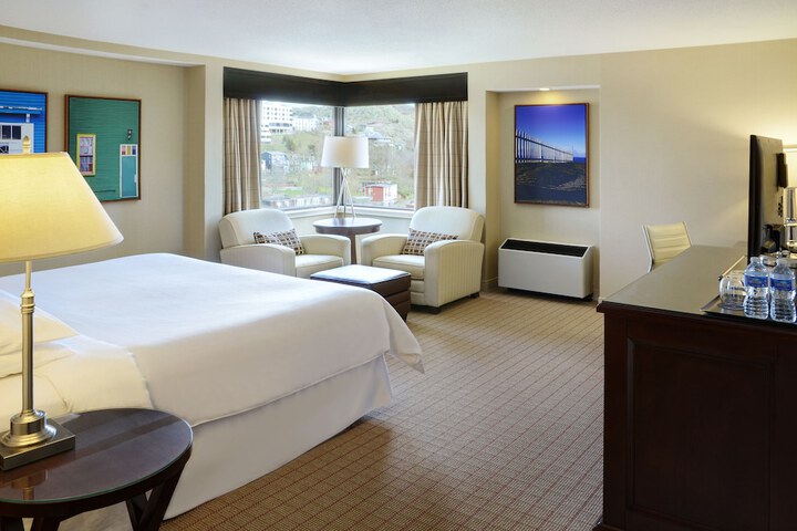 Room 4 of 75