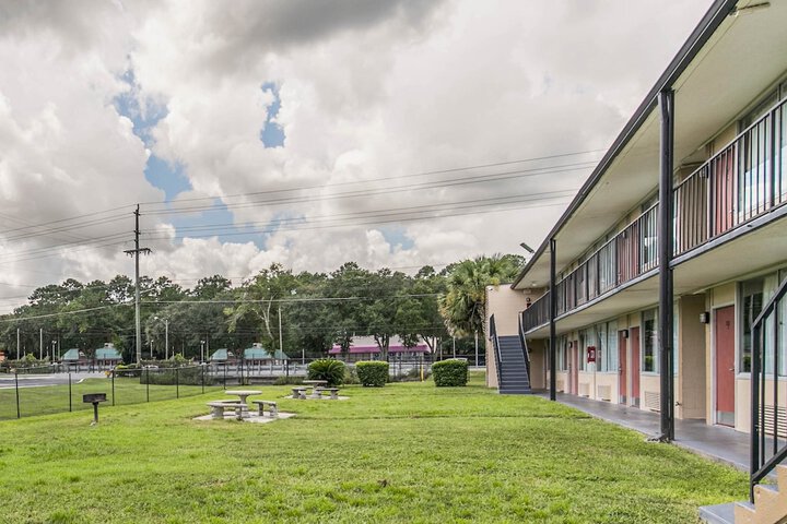 BBQ/picnic area