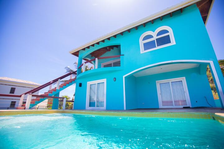 Pool 23 of 39