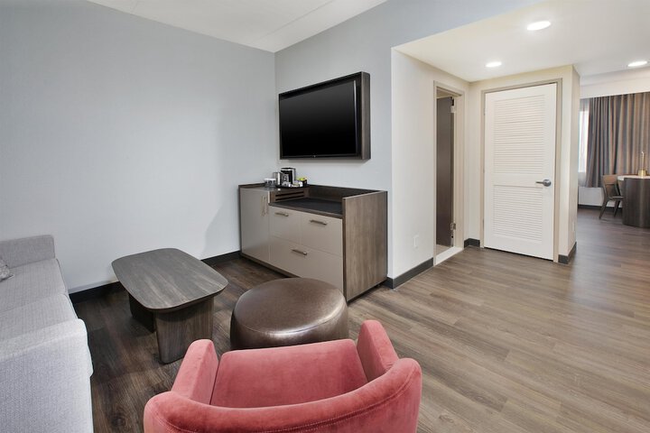 Room 19 of 50
