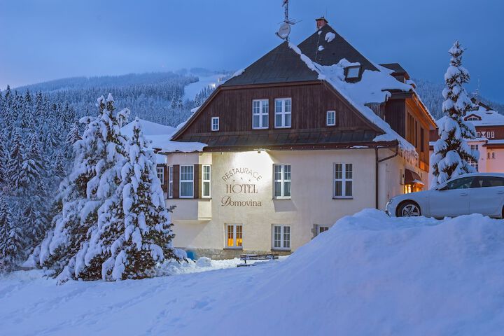 Hotel Domovina in Spindleruv Mlyn