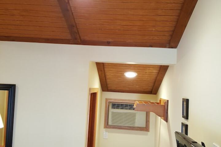 Room 9 of 50