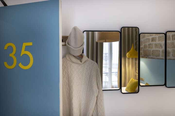 Room 15 of 62