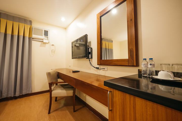 Room 18 of 51