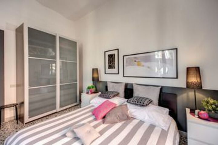 Room 143 of 330