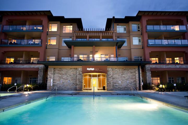 Pools & Facilities
