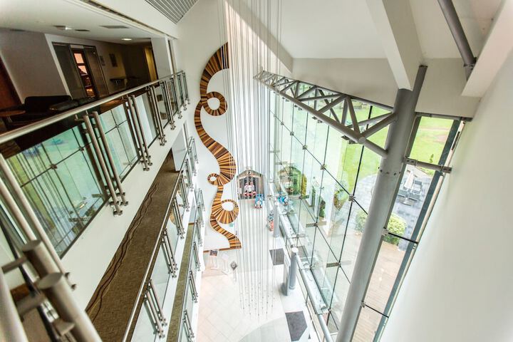 Guest Lobby