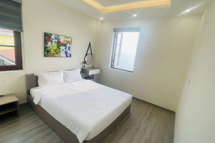 Room 6 of 38