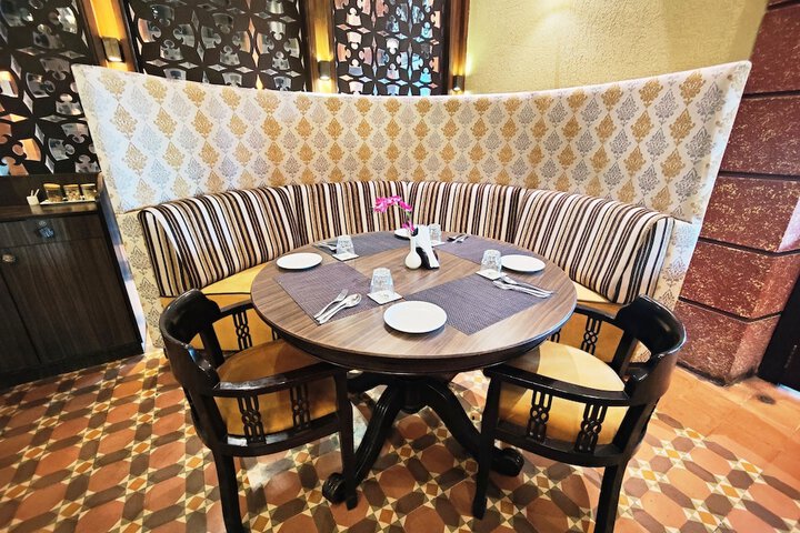 Dining 54 of 119