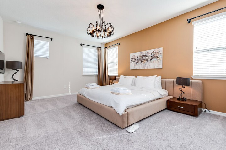 Room 11 of 62