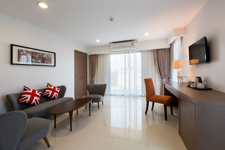Room 48 of 103