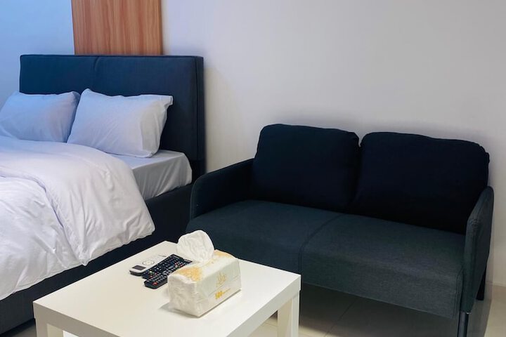Room 10 of 43