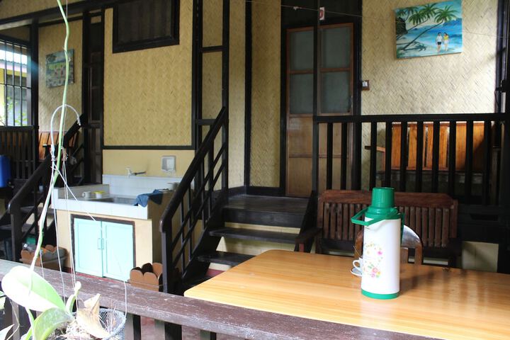 Room 25 of 102