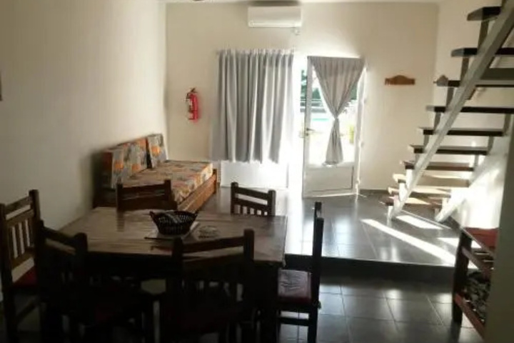 Room 10 of 29