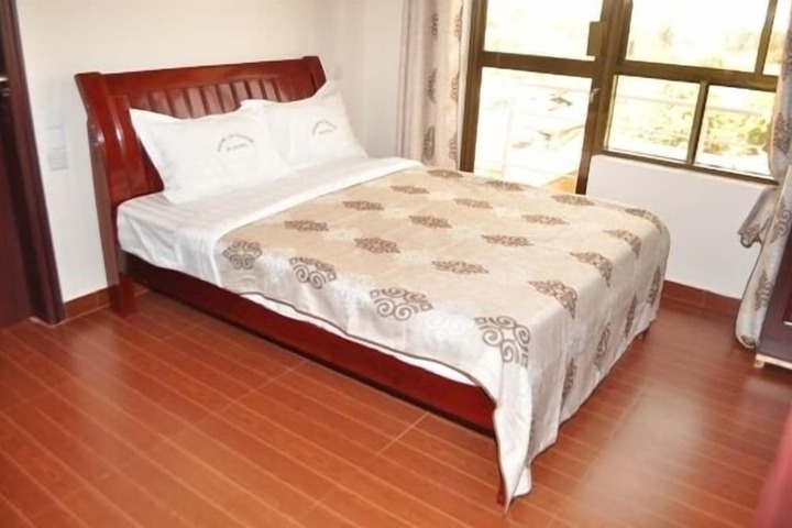Room 12 of 49