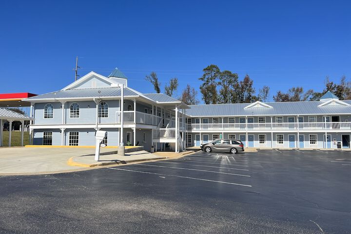 Hotel 16 of 18