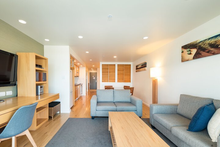Room 14 of 135