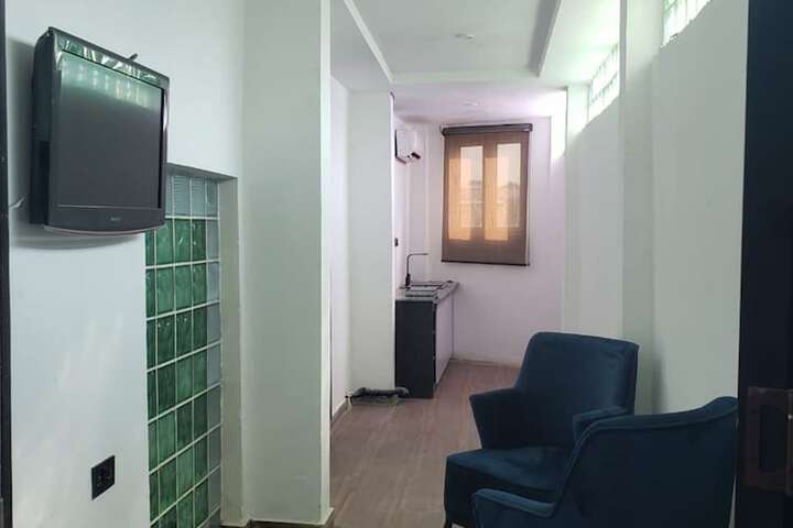 Room 9 of 51