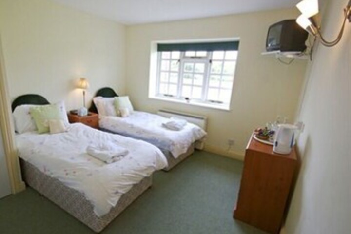 Room 4 of 4