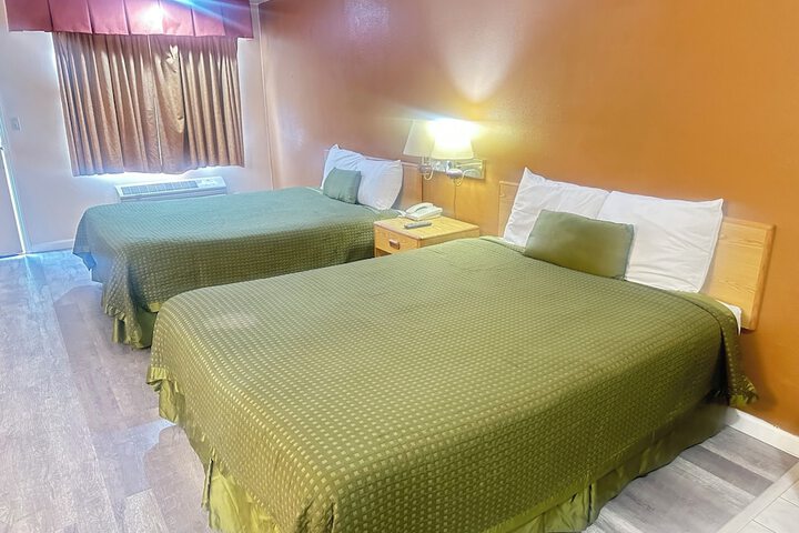 Room 20 of 35