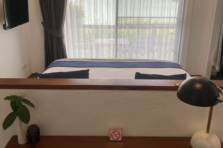 Room 14 of 86