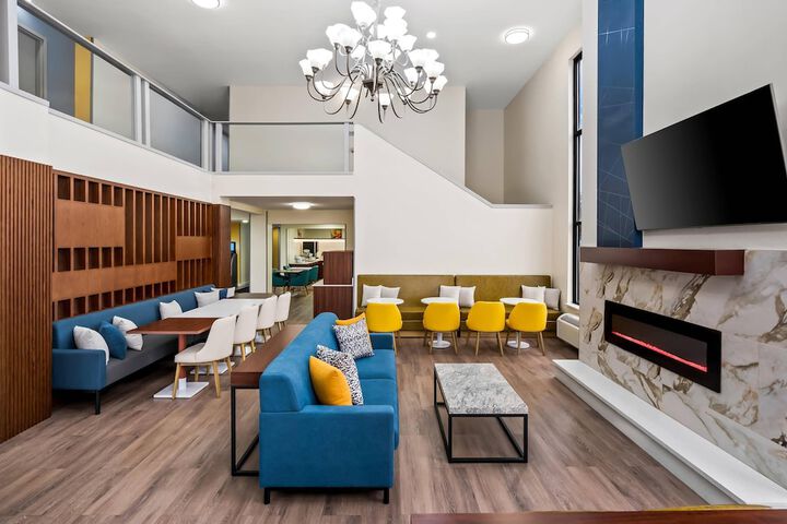 Hotel Lobby