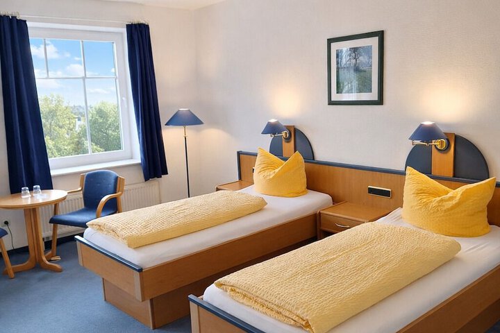 Room 9 of 29