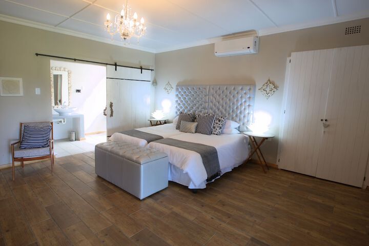 Room 14 of 31