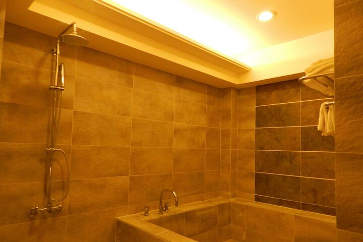 Bath Interior