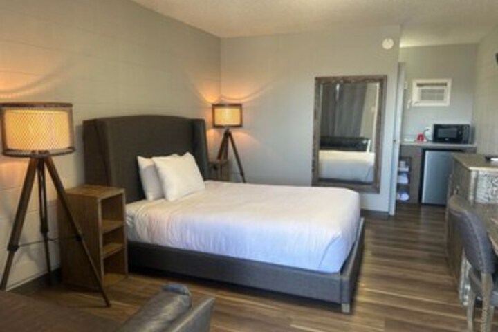 Room 28 of 78