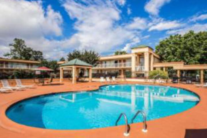 Pool 2 of 23