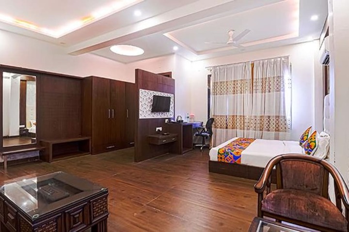 Room 19 of 33