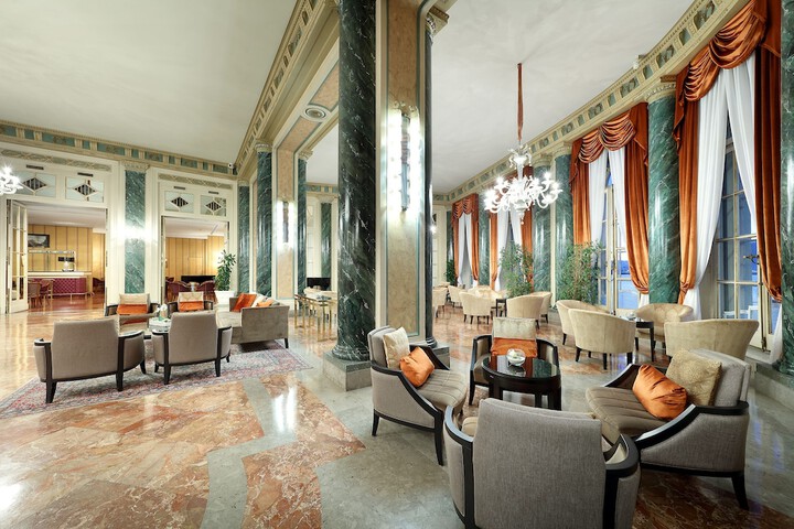 Lobby Photos