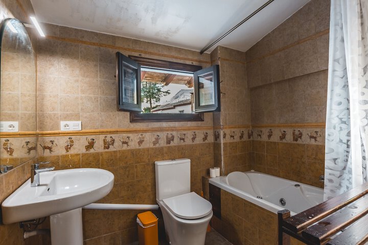 Room 40 of 46
