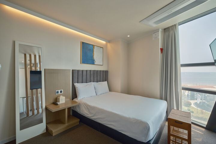 Room 89 of 224