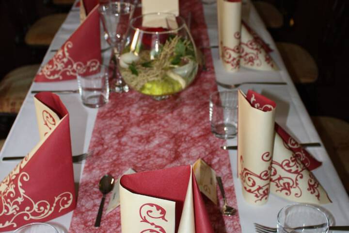 Dining 17 of 26